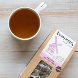 Teapigs Liquorice & Peppermint tea pyramid